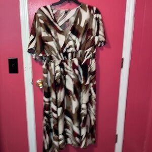 SHEIN Brown and White Maxi Sundress with Flutter Sleeves